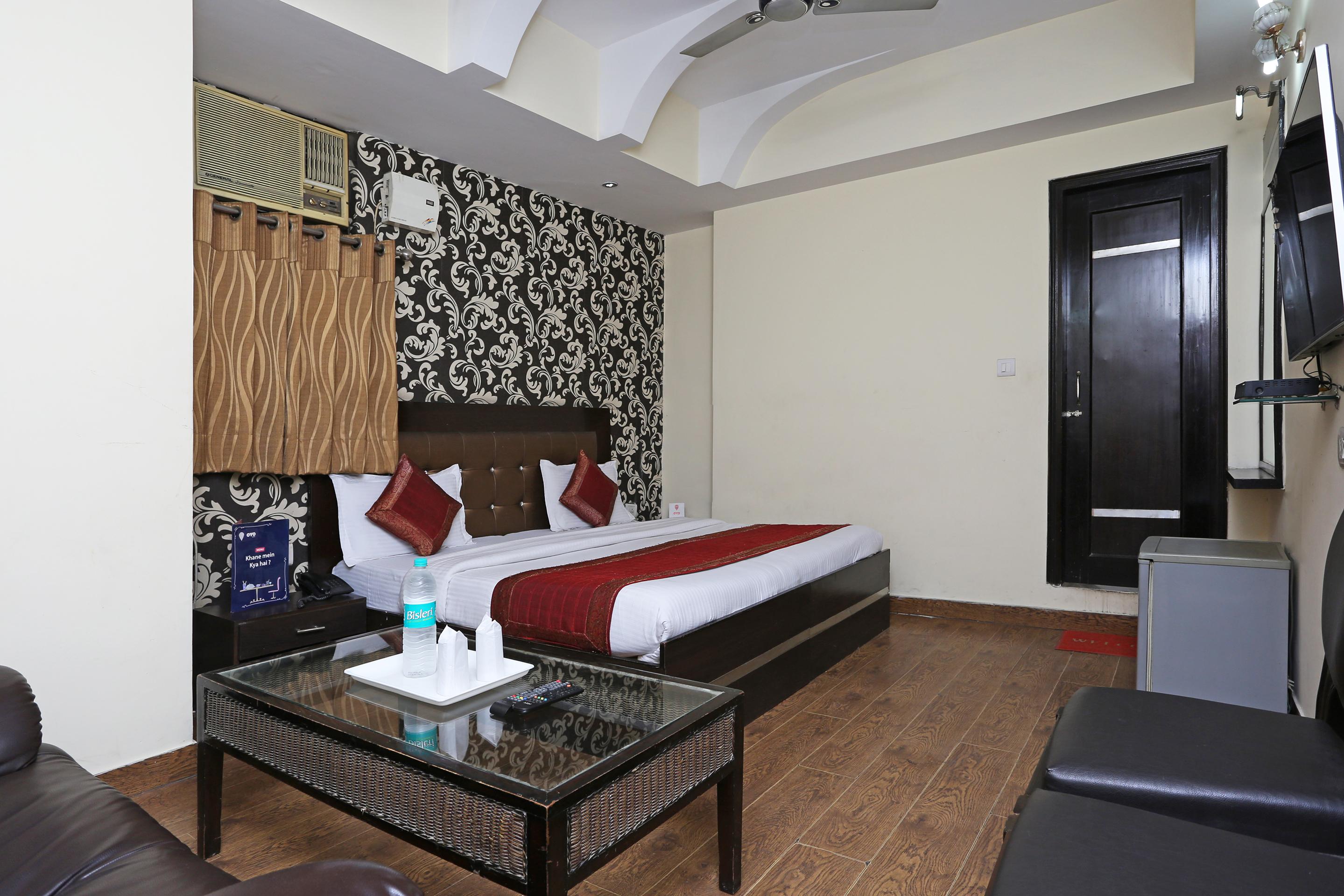 Oyo 337 Hotel Anand Delhi  Extérieur photo